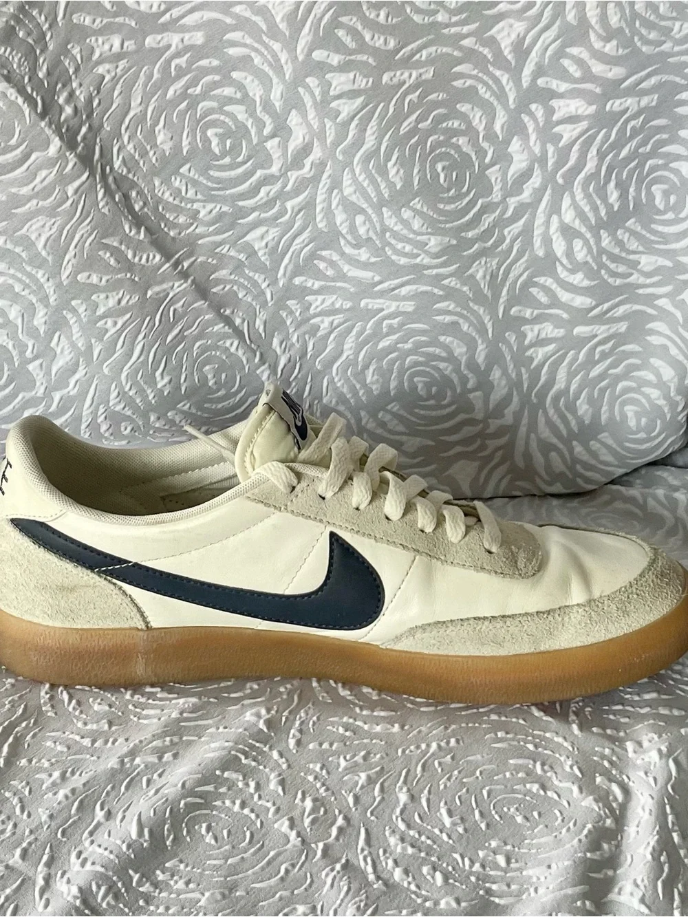 Nike classic low